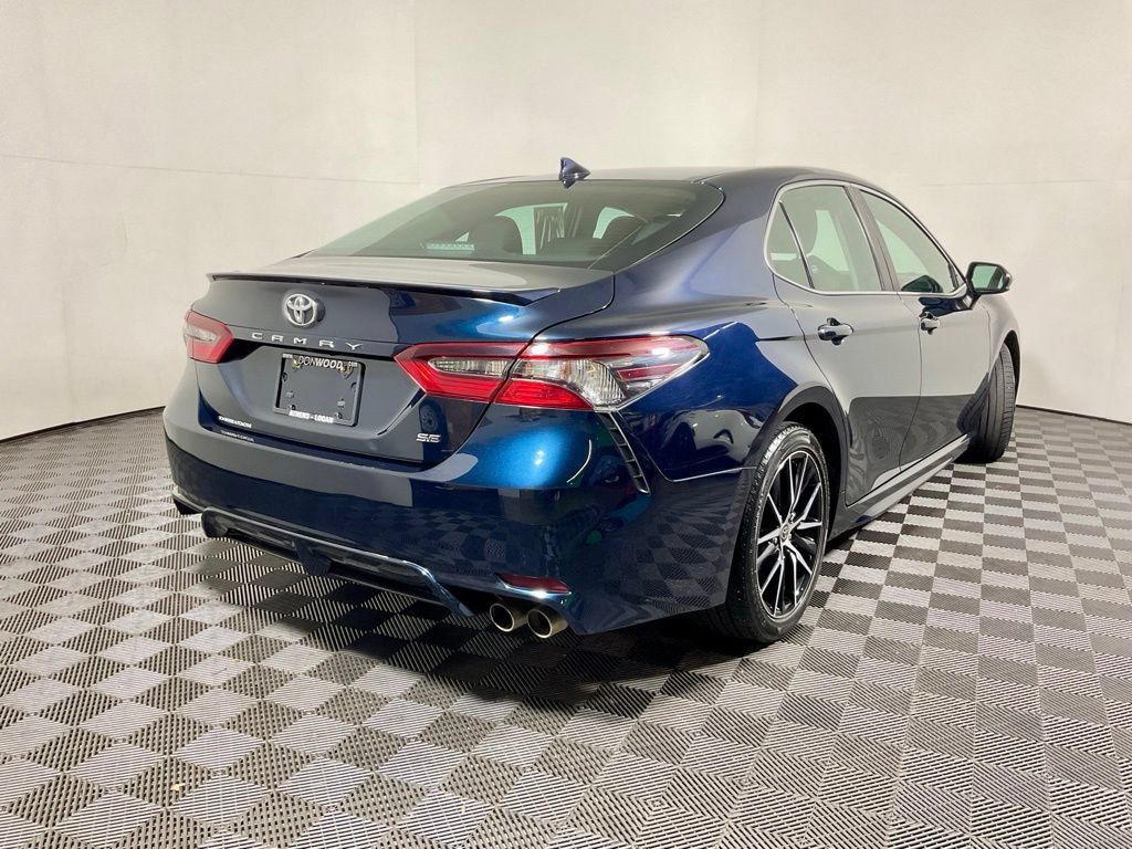Used 2021 Toyota Camry SE FWD image 15