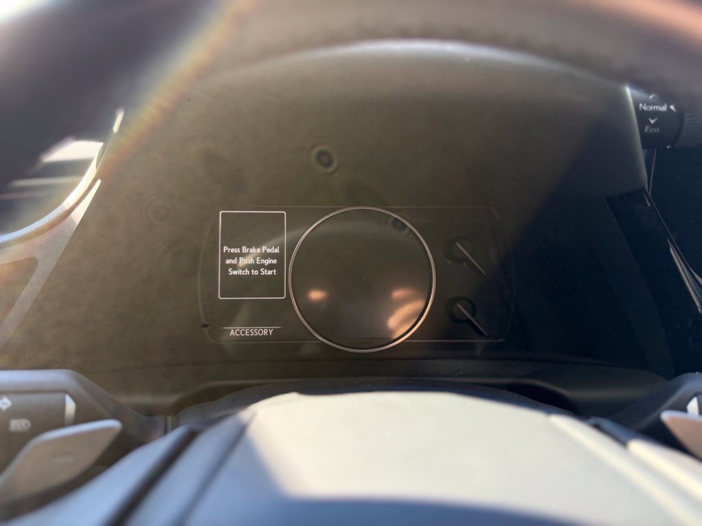 Used 2025 Lexus ES 350 FWD image 10