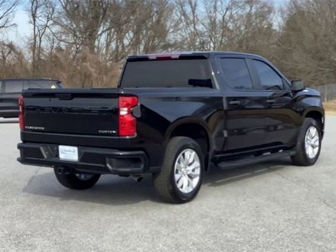 Certified 2025 Chevrolet Silverado 1500 Custom image 9