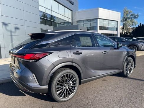 New 2026 Lexus RX 450h AWD image 4