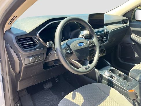 Used 2020 Ford Escape SE FWD image 9