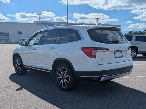 Used 2019 Honda Pilot Touring image 3