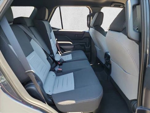 Used 2025 Toyota 4Runner 4WD image 16