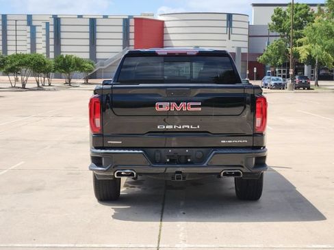 Used 2019 GMC Sierra 1500 Denali w/ Denali Ultimate Package AWD/4WD image 6