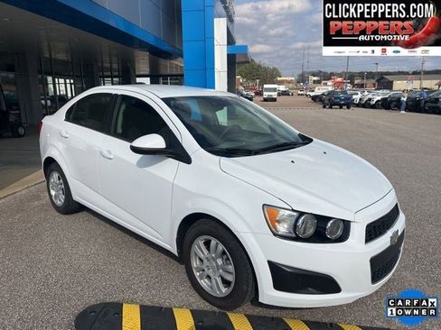 Used 2016 Chevrolet Sonic LT w/ Driver Confidence Package image 10