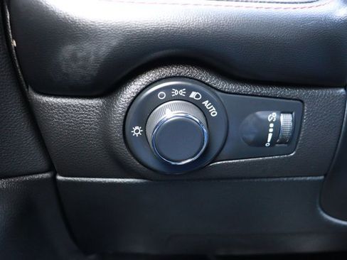 Used 2024 Dodge Durango GT image 27