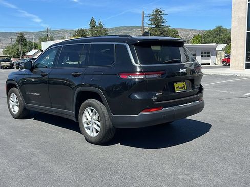 Used 2023 Jeep Grand Cherokee L Laredo AWD/4WD image 7