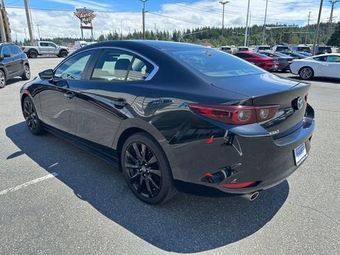 Used 2024 MAZDA MAZDA3 s FWD image 4