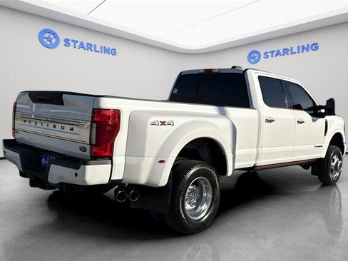 Used 2022 Ford F350 Platinum image 9