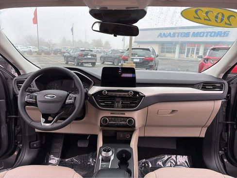 Used 2022 Ford Escape SEL AWD/4WD image 30