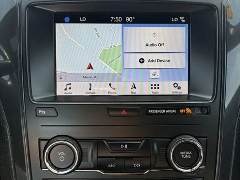 Used 2019 Ford Explorer XLT w/ Equipment Group 202A FWD image 22