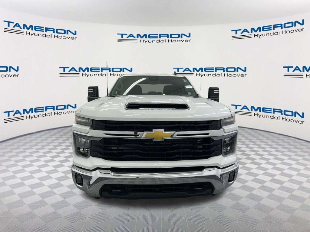 Used 2025 Chevrolet Silverado 2500 LT AWD/4WD image 8