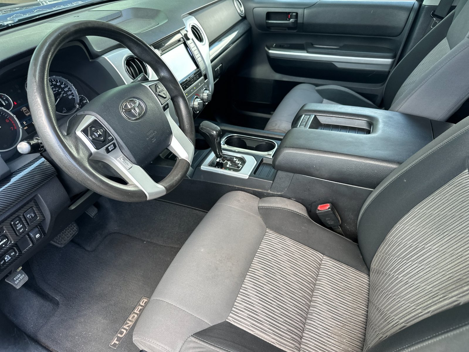 Used 2014 Toyota Tundra SR5 w/ SR5 Upgrade Package RWD image 9