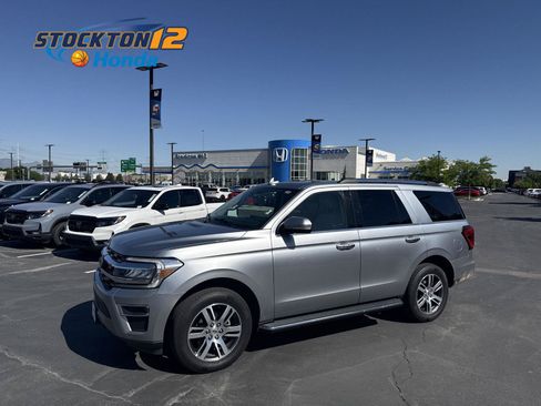 Used 2023 Ford Expedition Limited AWD/4WD image 1