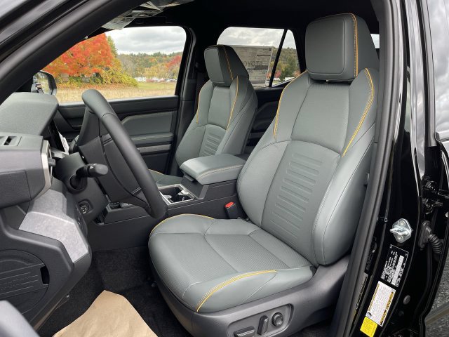 New 2026 Toyota 4Runner Trailhunter AWD/4WD image 14