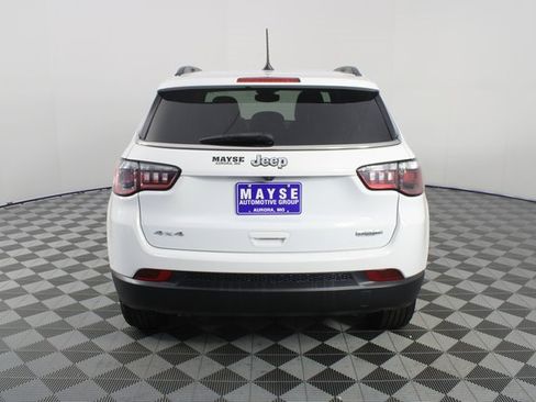 Used 2024 Jeep Compass Latitude image 22