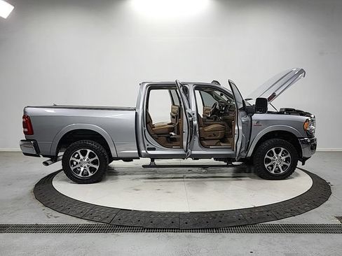 Used 2024 RAM 2500 Limited w/ Safety Group AWD/4WD image 16