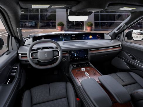 New 2027 Lincoln Navigator L Black Label AWD/4WD image 9