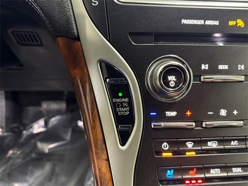 Used 2019 Lincoln Nautilus Reserve image 20