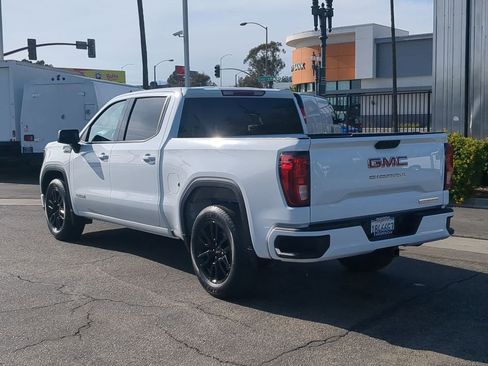 Used 2023 GMC Sierra 1500 Elevation RWD image 5