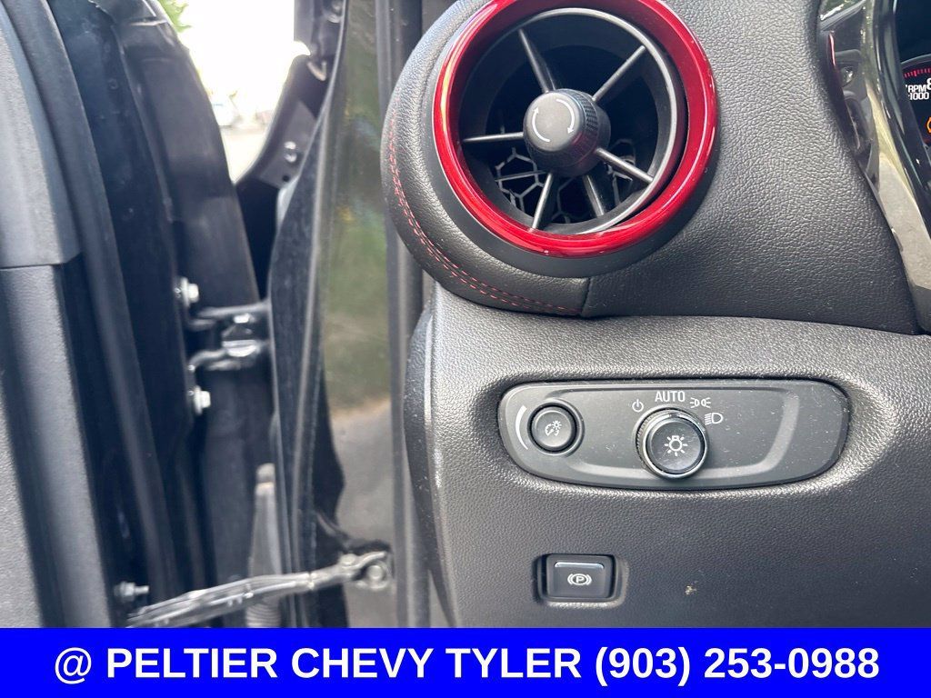 Used 2020 Chevrolet Blazer RS FWD image 13