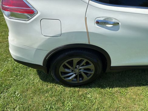 Used 2016 Nissan Rogue SL AWD/4WD image 29