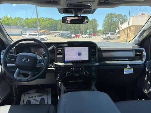 New 2026 Ford F250 Lariat w/ Chrome Package AWD/4WD image 9
