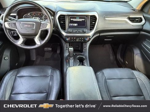 Used 2017 GMC Acadia SLT w/ LPO, Black Accent Package AWD/4WD image 11