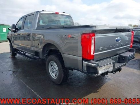 Used 2024 Ford F250 XL w/ XL Driver Assist Package AWD/4WD image 3