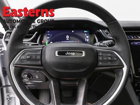Used 2023 Jeep Grand Cherokee 4WD 4xe image 10