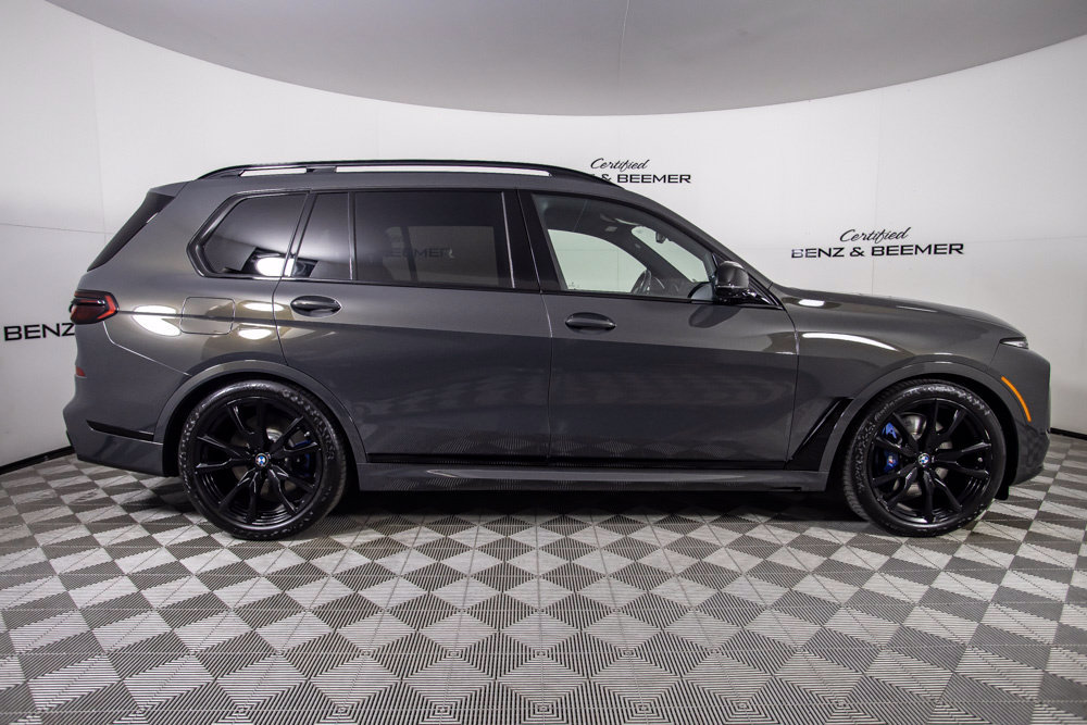 Used 2024 BMW X7 M60i AWD/4WD image 2