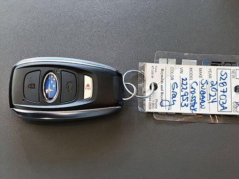 Used 2024 Subaru Crosstrek 2.0i Premium image 40