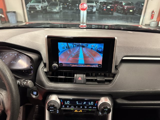 Certified 2025 Toyota RAV4 XLE AWD/4WD image 22