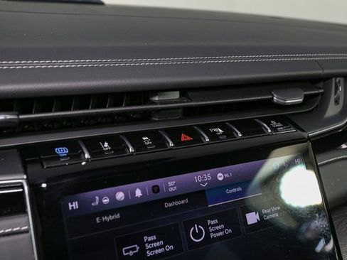 Used 2022 Jeep Grand Cherokee Limited 4xe image 23