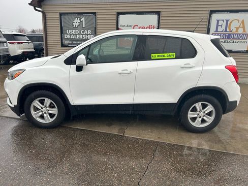 Used 2017 Chevrolet Trax LS image 7