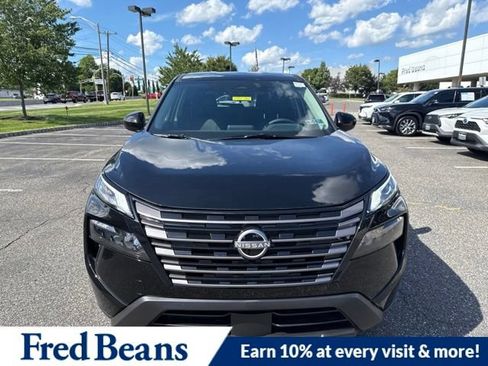 New 2026 Nissan Rogue SV w/ Cold Weather Package AWD/4WD image 2