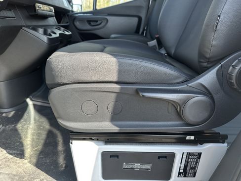 New 2025 Mercedes-Benz Sprinter 2500 image 14