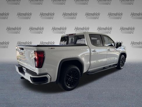 Used 2025 GMC Sierra 1500 Elevation w/ Elevation Premium Package AWD/4WD image 9