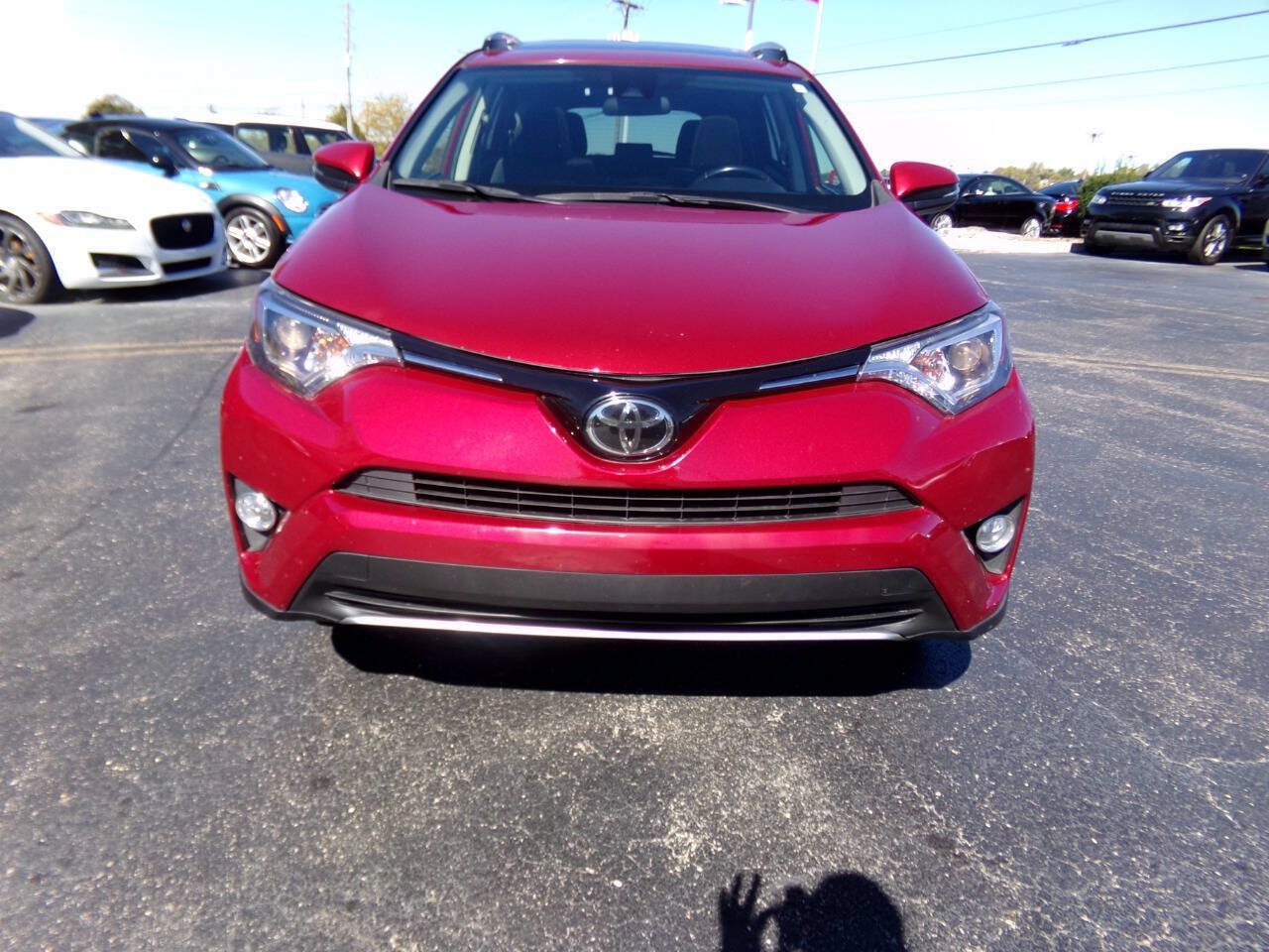 Used 2018 Toyota RAV4 XLE w/ Plus Extra Value Package AWD/4WD image 48