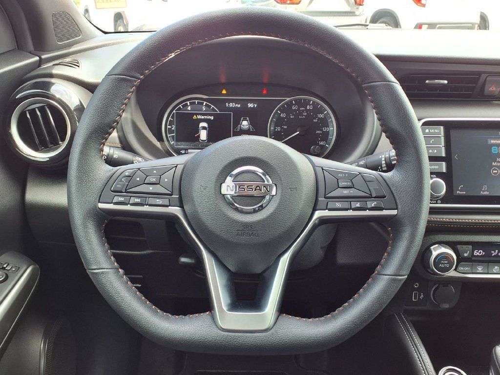 Used 2020 Nissan Kicks SR w/ SR Premium Package FWD image 30