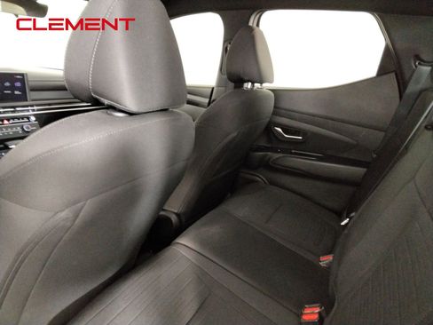 Used 2025 Hyundai Santa Cruz SE FWD image 28