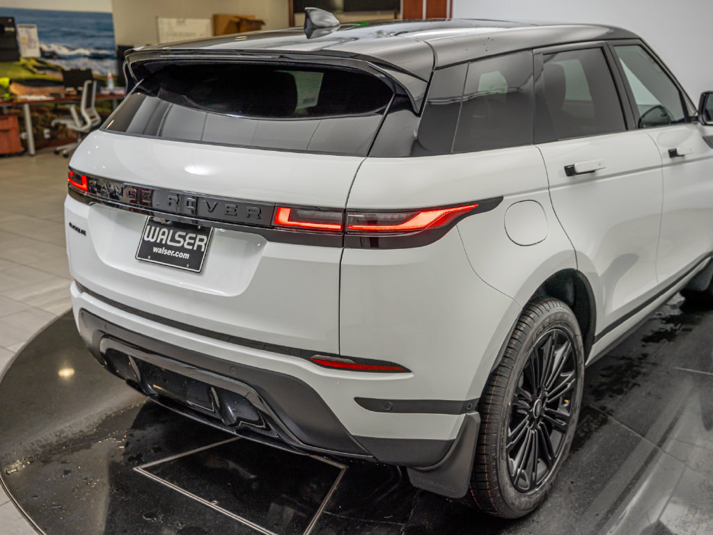 New 2026 Land Rover Range Rover Evoque S AWD/4WD image 15