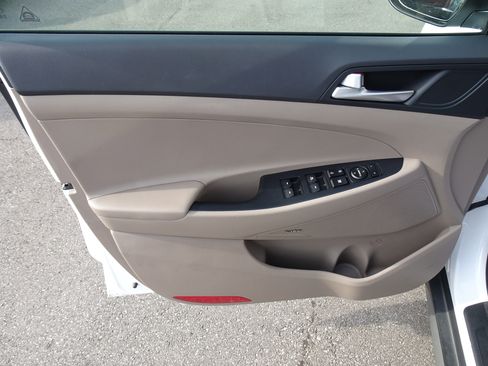 Used 2020 Hyundai Tucson Sport w/ Cargo Package image 13