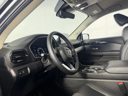 Used 2025 Honda Pilot EX-L image 21