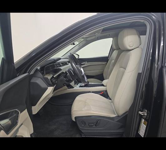 Used 2024 Audi Q8 e-tron Premium Plus AWD/4WD image 20