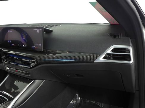 Used 2025 BMW M4 Competition image 14