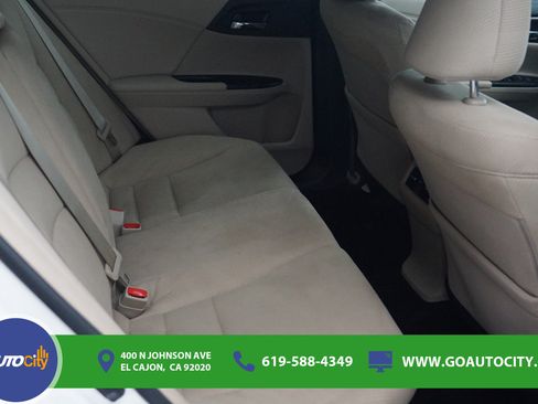 Used 2016 Honda Accord EX image 13