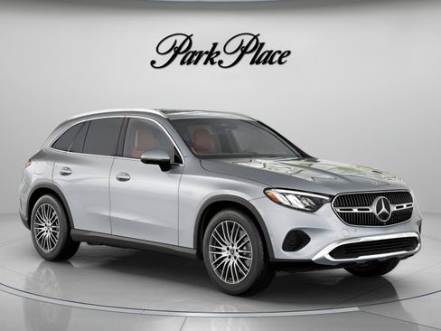 Certified 2026 Mercedes-Benz GLC 300 image 30