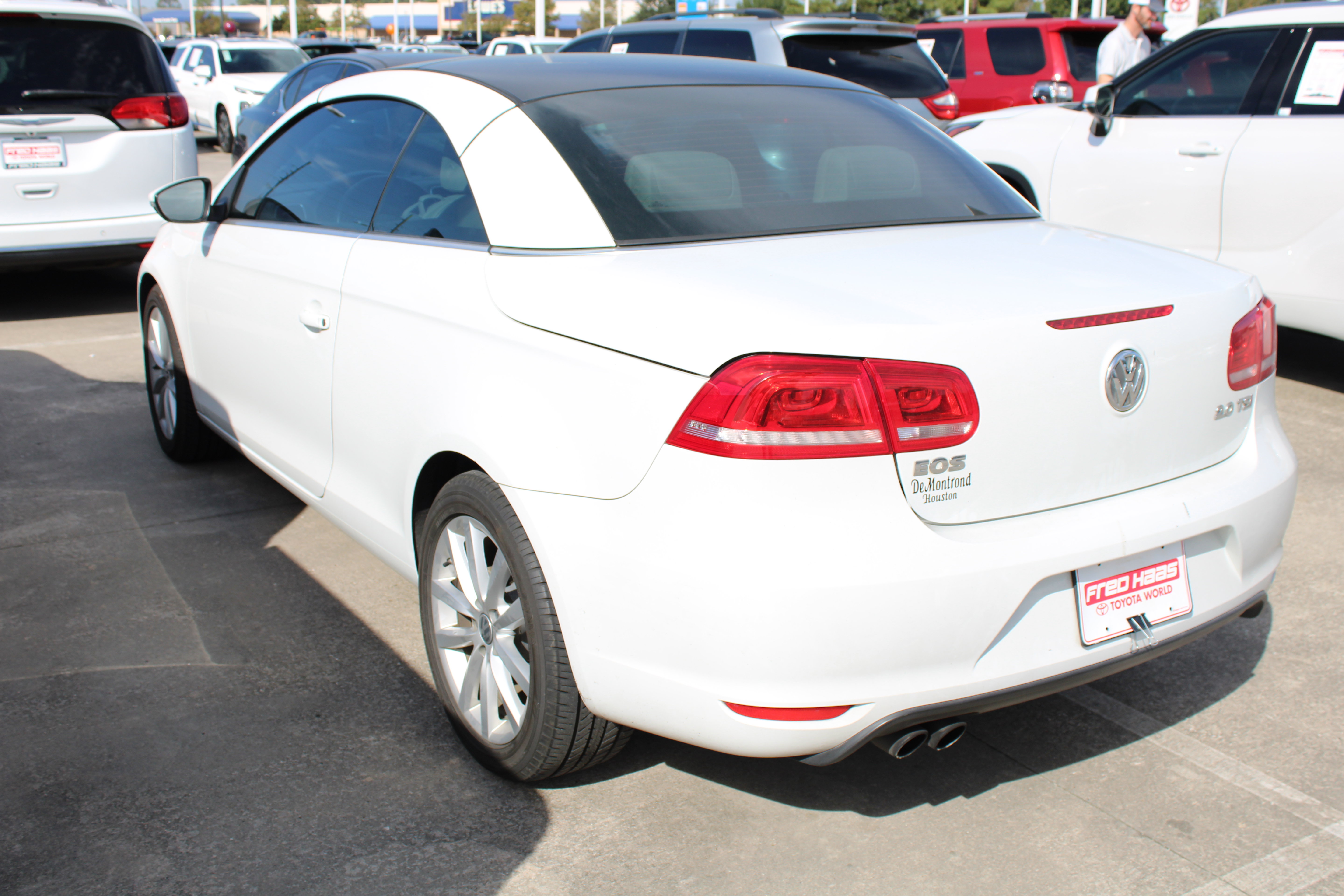 Used 2015 Volkswagen Eos Komfort FWD image 5