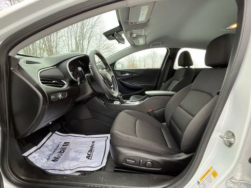 Used 2024 Chevrolet Malibu RS w/ LPO, Floor Liner Package image 10